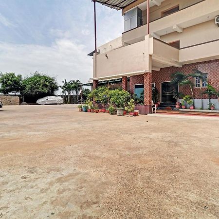 Oyo 81409 Hotel Sivajothi 杜蒂戈林 外观 照片