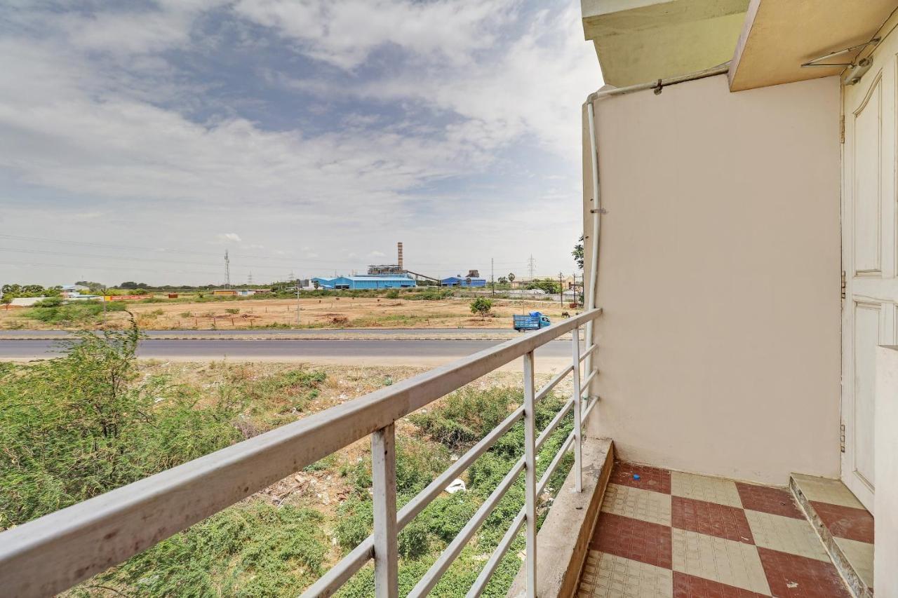 Oyo 81409 Hotel Sivajothi 杜蒂戈林 外观 照片