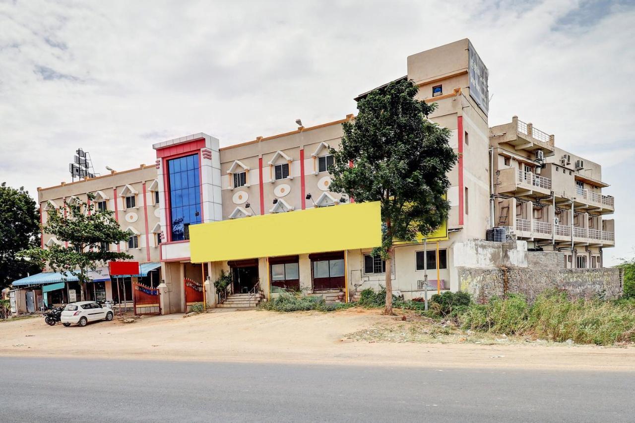 Oyo 81409 Hotel Sivajothi 杜蒂戈林 外观 照片