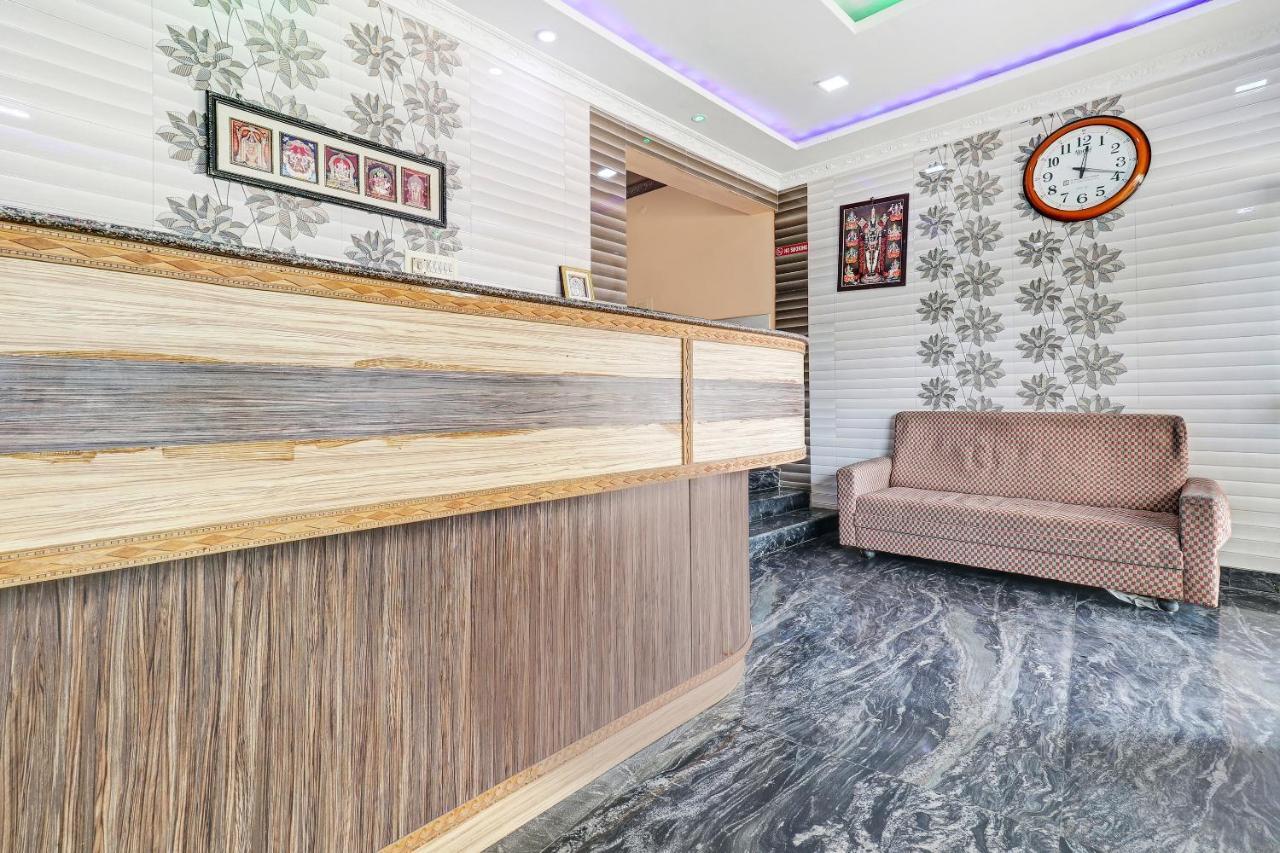 Oyo 81409 Hotel Sivajothi 杜蒂戈林 外观 照片
